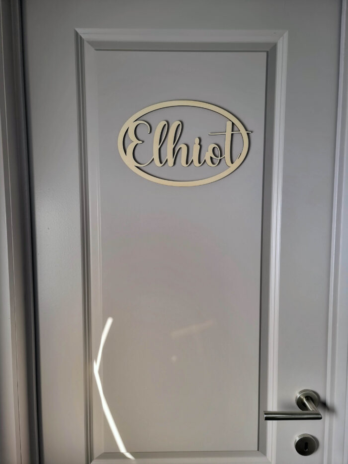 plaque de porte ovale avec prénom personnalisé
