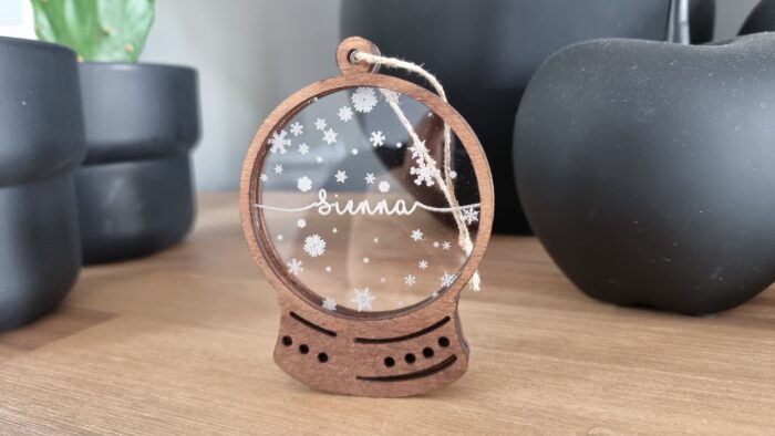 boule de noël personnalisée en bois et acrylique Belgique leawood